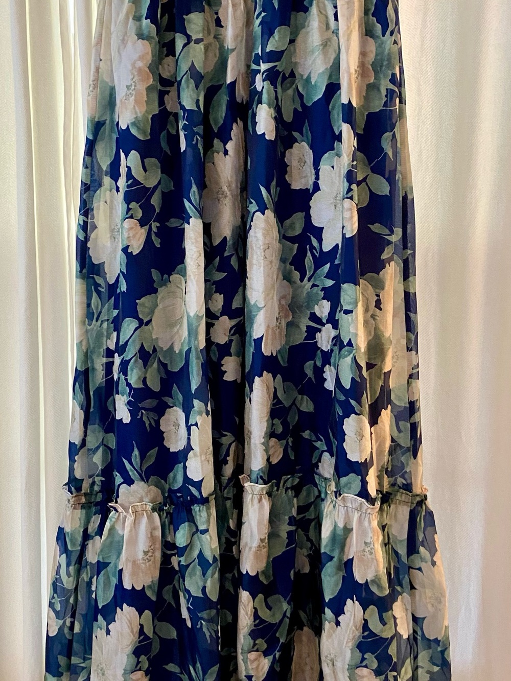 Lulus Soiree Perfection Navy Floral Ruffled Tiered Maxi Dress Blue - Size L - Picture 4 of 9
